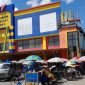 PADAT. Potret Anom Baru Sumenep yang terletak di Kecamatan Kota, terlihat begitu ramai jelang Ramadan. (Istimewa/Redaksi Linkking.id)
