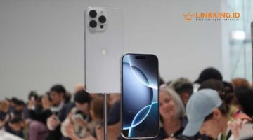 MARKETING. Potret pekerja di Batam mempersiapkan fasilitas produksi iPhone, sebagai bagian dari rencana Apple mendirikan pabrik di Indonesia. (doc.Uzoneid/Linkking.id)