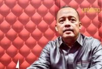 WAWANCARA. Potret Ketua DPRD Sumenep, H. Zainal Arifin, saat diwawancara media beberapa waktu lalu. (doc.RRI/Linkking.id)