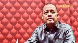 WAWANCARA. Potret Ketua DPRD Sumenep, H. Zainal Arifin, saat diwawancara media beberapa waktu lalu. (doc.RRI/Linkking.id)