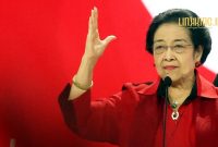 PROFIL. Potret Ketua Umum PDI Perjuangan, Megawati Soekarnoputri, yang saat tengah menari kundur para kader partai agar tidak mengikuti retret Prabowo. (doc.Gesuri/Linkking.id)