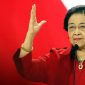 PROFIL. Potret Ketua Umum PDI Perjuangan, Megawati Soekarnoputri, yang saat tengah menari kundur para kader partai agar tidak mengikuti retret Prabowo. (doc.Gesuri/Linkking.id)