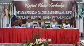 ACARA. Potret pelaksanaan Rapat Pleno Penetapan Pasangan Calon Bupati dan Wakil Bupati Terpilih 2024, di Aula KPU setempat, Kamis, 6 Februari 2025. (doc.Redaksi Linkking.id)