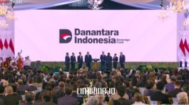 SEREMONI. Presiden Prabowo Subianto meresmikan BP Danantara didampingi oleh mantan Presiden Susilo Bambang Yudhoyono (SBY), Joko Widodo (Jokowi), serta berbagai pejabat negara dan perwakilan dari sektor ekonomi. (doc.Media Informasi Sekretariat Presiden/CNBC/Linkking.id)