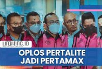 DITANGKAP. Potret 7 tersangka koruptor di tubuh Pertamina saat mengenakan baju tahanan kejaksaan. (doc.Redaksi Pertamina)