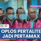 DITANGKAP. Potret 7 tersangka koruptor di tubuh Pertamina saat mengenakan baju tahanan kejaksaan. (doc.Redaksi Pertamina)