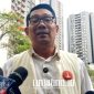 WAWANCARA. Potret Ridwan Kamil saat memberikan pernyataan kepada awak media di tengah isu penyitaan deposito Rp 70 miliar oleh KPK. (Dok. Detikcom/Redaksi Linkking.id)