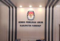KPU: Kantor Komisi Pemilihan Umum (KPU) Kabupaten Sumenep yang aktif melakukan sosialisasi guna meningkatkan partisipasi pemilih dalam Pilkada 2024. (Dok. Redaksi Linkking.id)