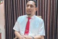 DUKUNG PENUH: Kepala Dinas Pendidikan Sumenep, Agus Dwi Saputra, mendukung penyusunan buku pengenalan keris untuk siswa SD sebagai bagian dari pelestarian budaya lokal. (dok. redaksi linkking.id)