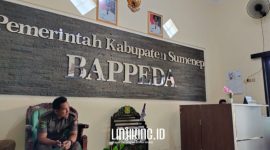 RUANGAN: Suasana ruangan resepsionis di Kantor Bappeda Sumenep. (Dok. Redaksi Linkking)