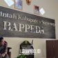 RUANGAN: Suasana ruangan resepsionis di Kantor Bappeda Sumenep. (Dok. Redaksi Linkking)