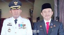 BERSINERGI: Bupati Sumenep bersama Kepala Bappeda Sumenep berkomitmen memperkuat ekonomi daerah di tengah efisiensi anggaran dengan mengoptimalkan sektor unggulan dan meningkatkan akses keuangan bagi masyarakat. (Dok. Redaksi Linkking)