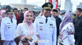 TERPILIH: DR. Achmad Fauzi Wongsojudo dan Imam Hasyim sebagai Bupati dan Wakil Bupati Kabupaten Sumenep periode 2025-2030 di Pelataran Monas, Jakarta. (Dok. Redaksi Linkking.id)
