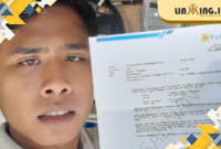 KORBAN: Jailani, menunjukkan surat panggilan yang berisi tagihan denda sebesar Rp. 33 Juta lebih ( Dok. Redaksi)