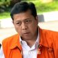 KORUPTOR. Potret Setya Novanto saat memakai baju oranye kasus pengadaan KTP elektronik. (Dok. Redaksi Linkking.id)