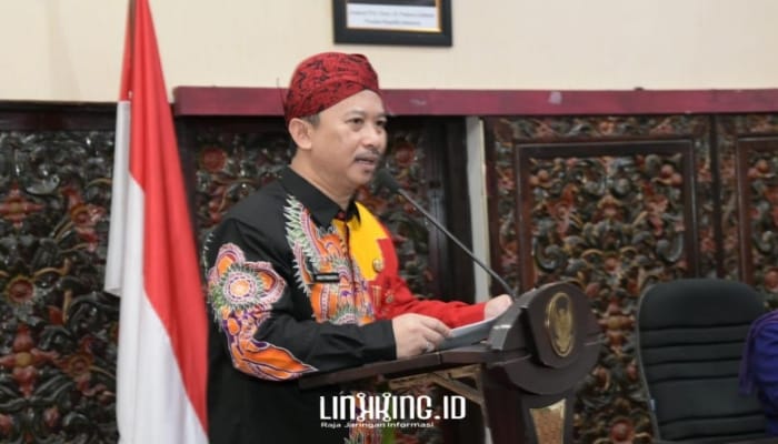 PODIUM: Dr. Ir. Arif Firmanto, ST., MT, Kepala Bappeda Sumenep dalam Musrenbang RKPD 2026 (Dok. Redaksi Linkking.id)